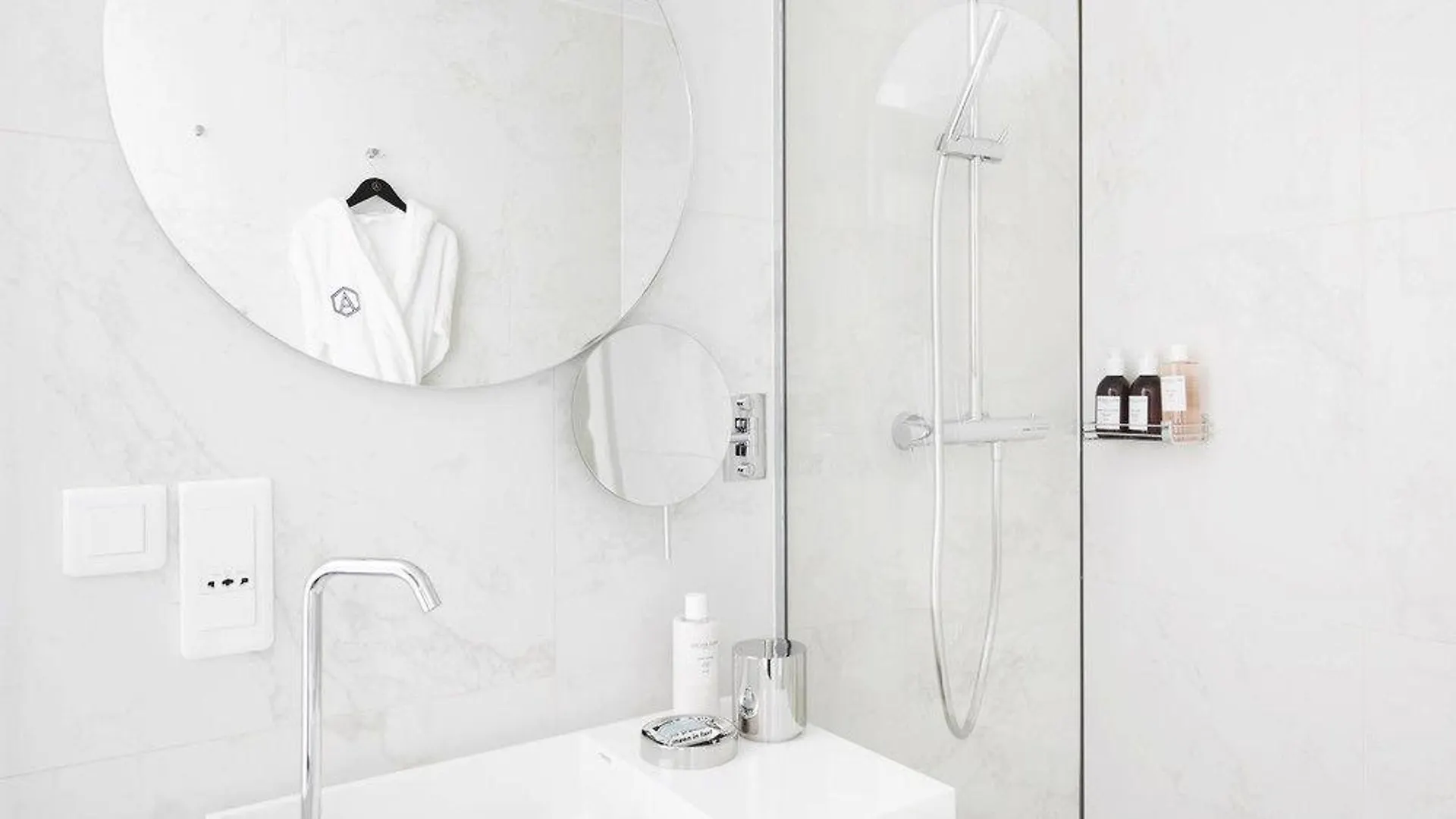 Hotel Perpetual Elysee Montaigne Parigi
