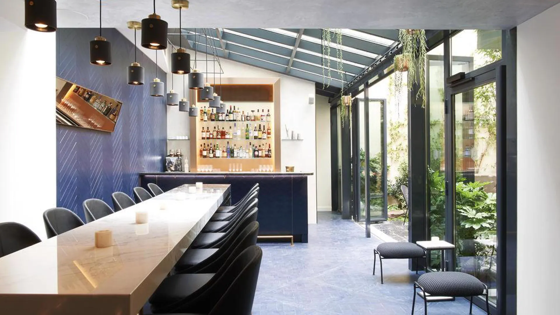 Hotel Perpetual Elysee Montaigne 4*