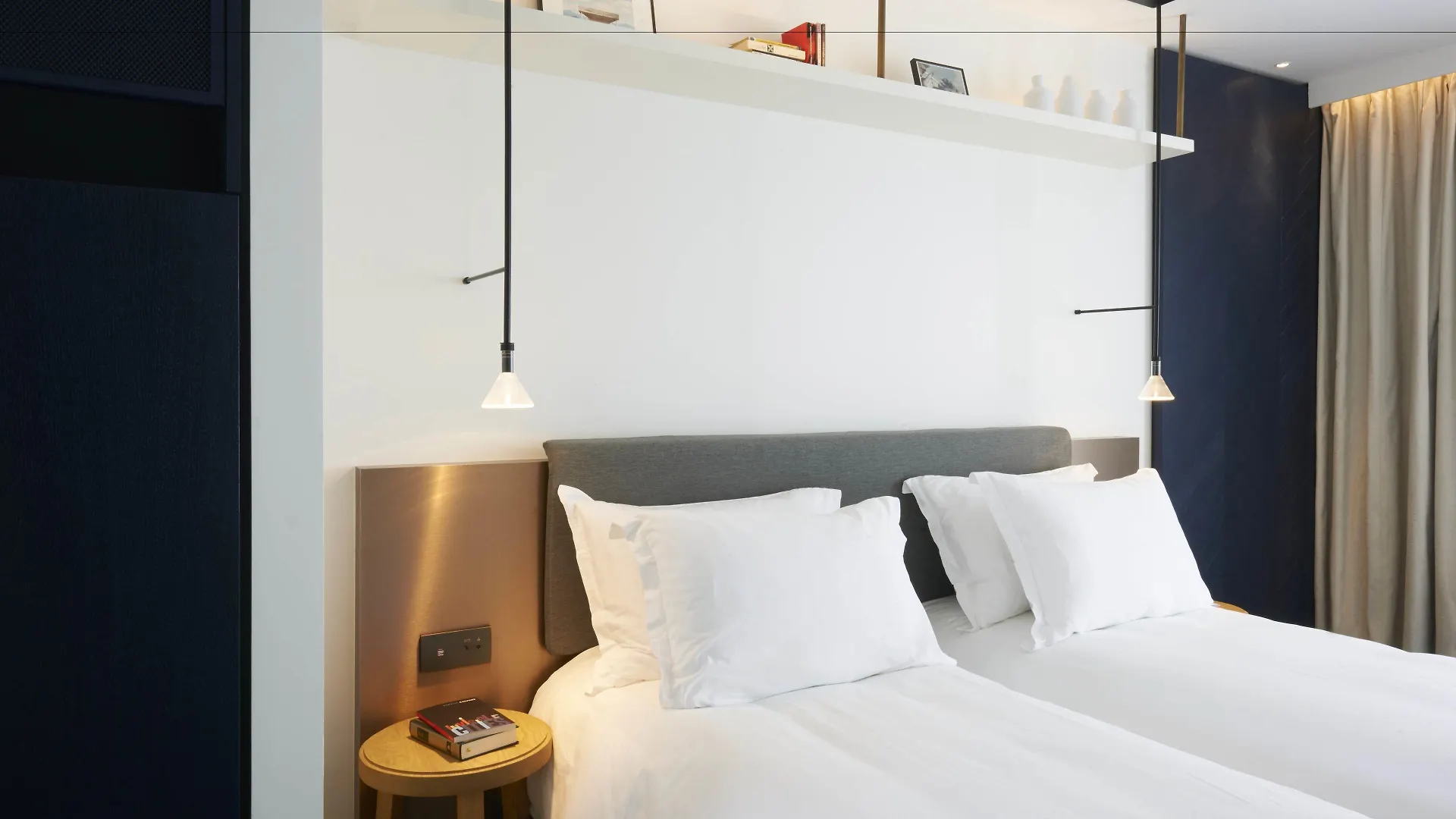 Hotel Perpetual Elysee Montaigne 4*