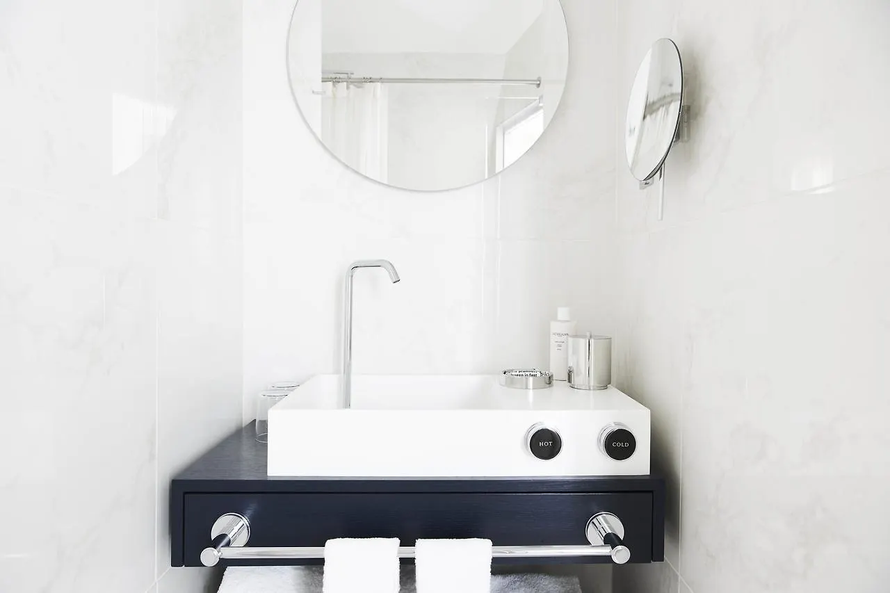 Hotel Perpetual Elysee Montaigne 4*