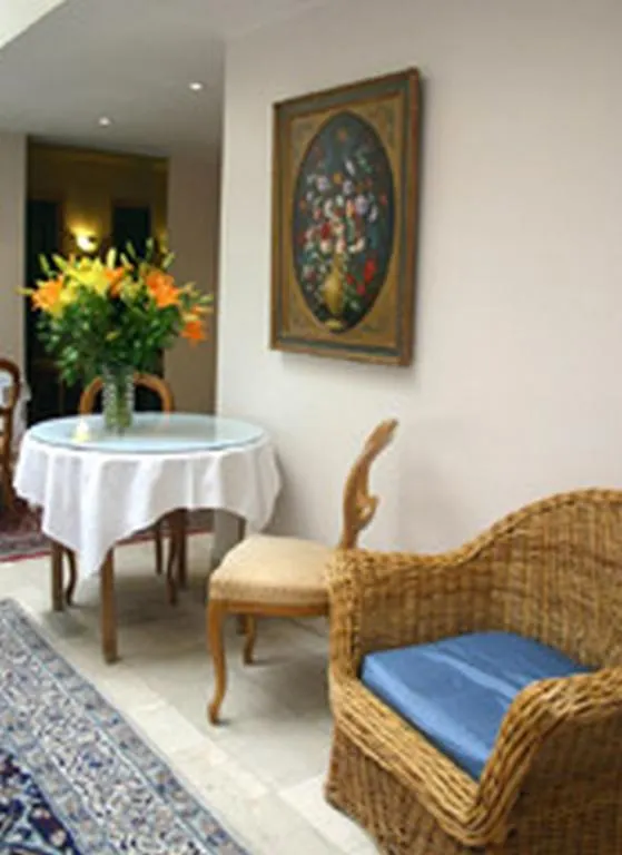 Perpetual Elysee Montaigne Отель 4*