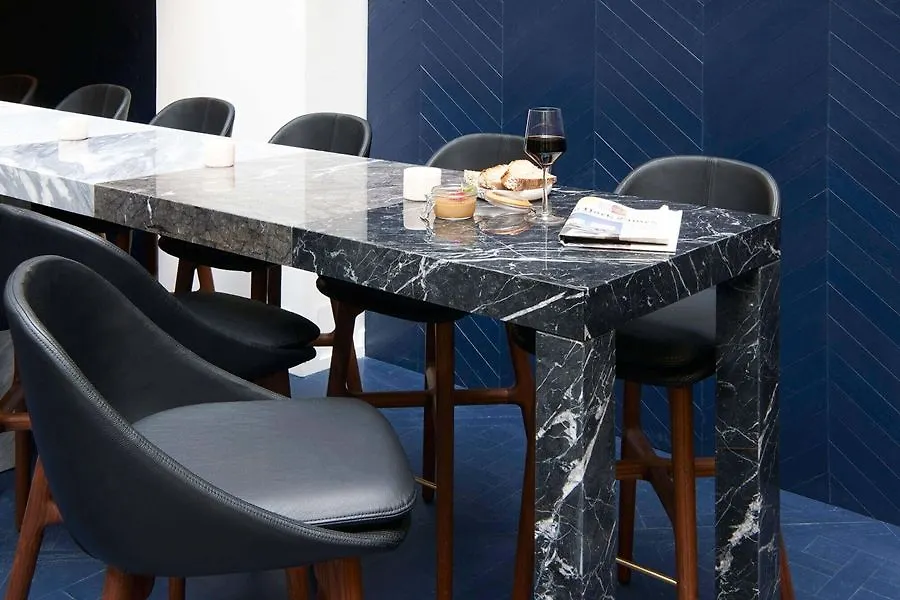 Perpetual Elysee Montaigne 4* Париж